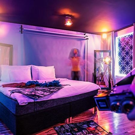 Anybody Hotel - Unique Experience For Couples Brno Eksteriør billede